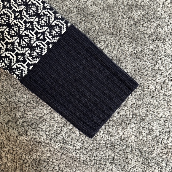 Free Assembly Fair Isle Sweater Size L NWT Cozy Knit - Picture 4 of 11